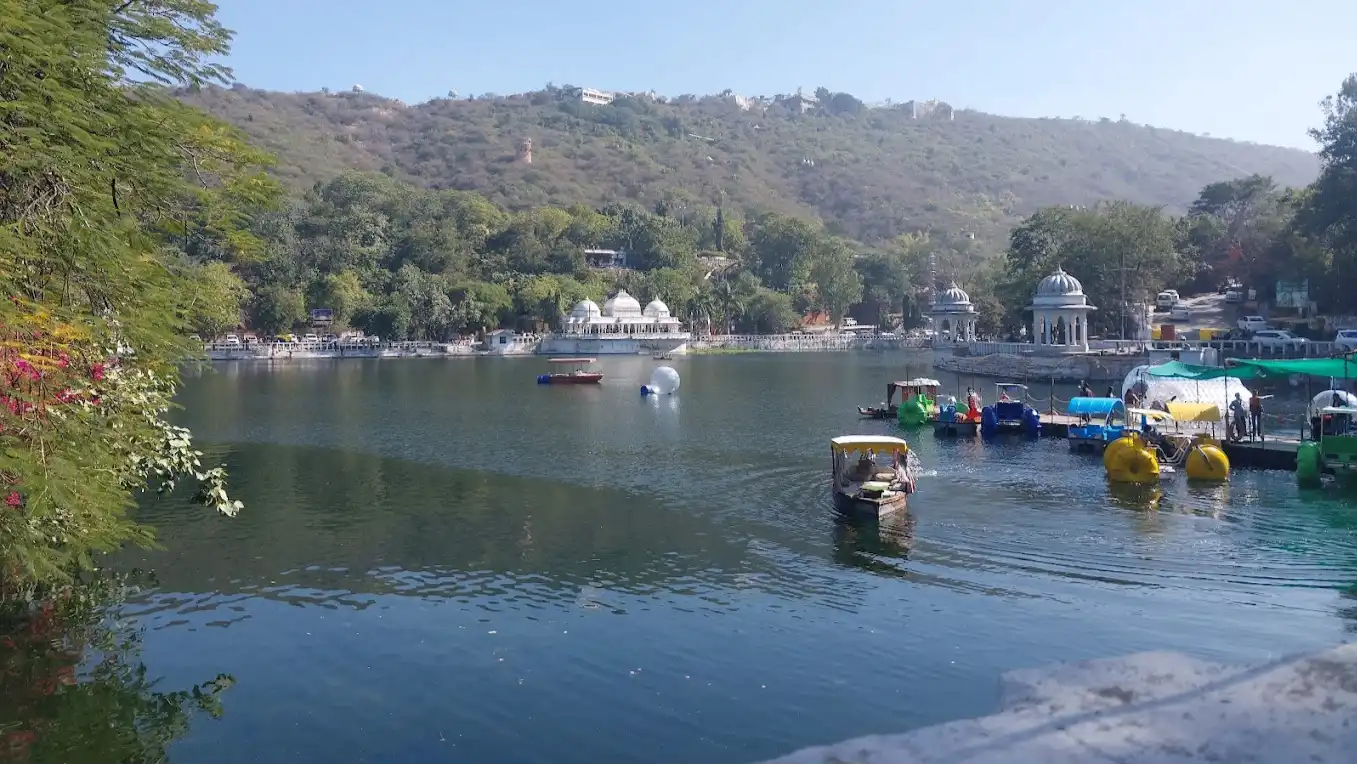 Lake Pichola & Boat Ride